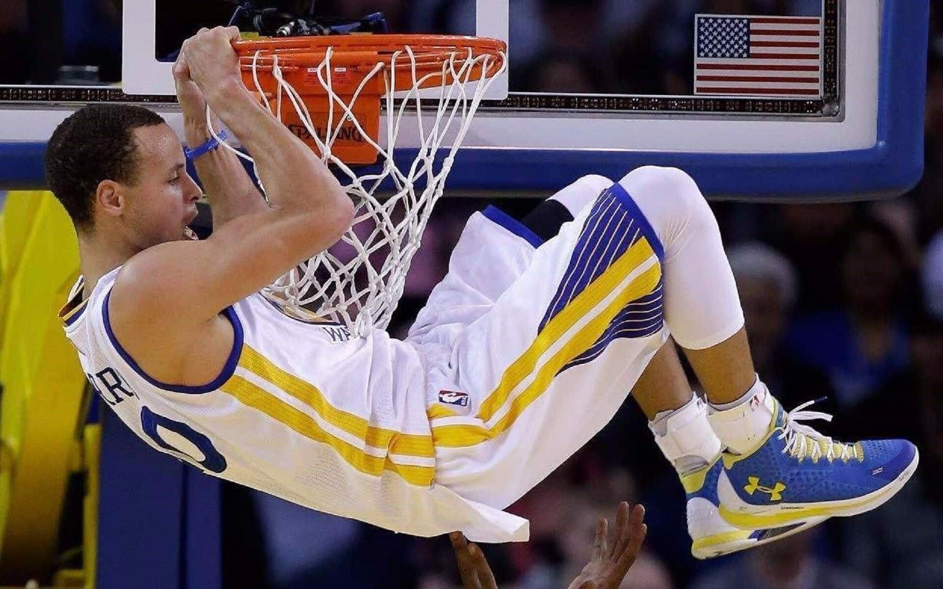 NBA季后赛黑马球队分析:森林狼夺冠概率几何?,森林狼上次季后赛是什么时候